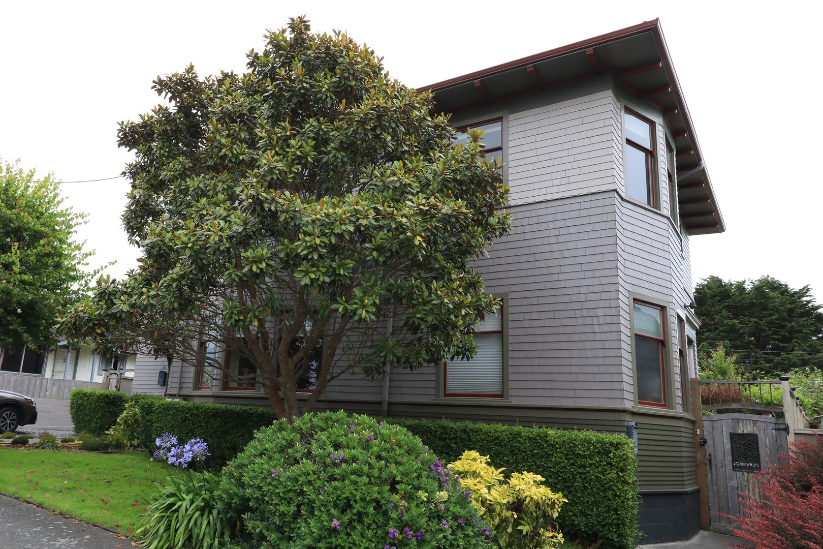 Eureka Townhome: 14 W Cedar St