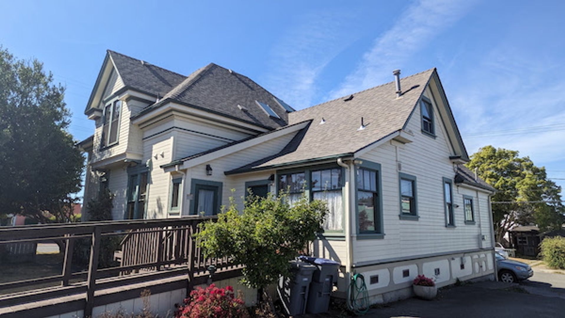 Arcata Apartment: 1492 H St, Apt A