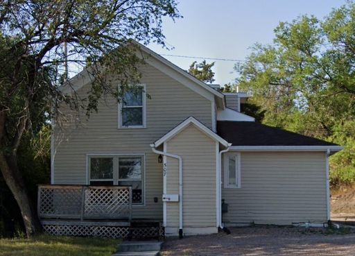 $1600 - 3 Bedroom 2 Bath Home - Heart of the City! – photo 1