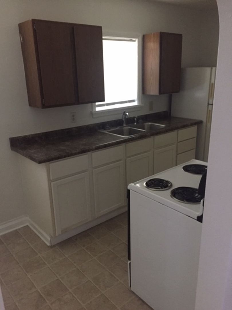 RAPID CITY Apartment: 5 E KANSAS CITY ST