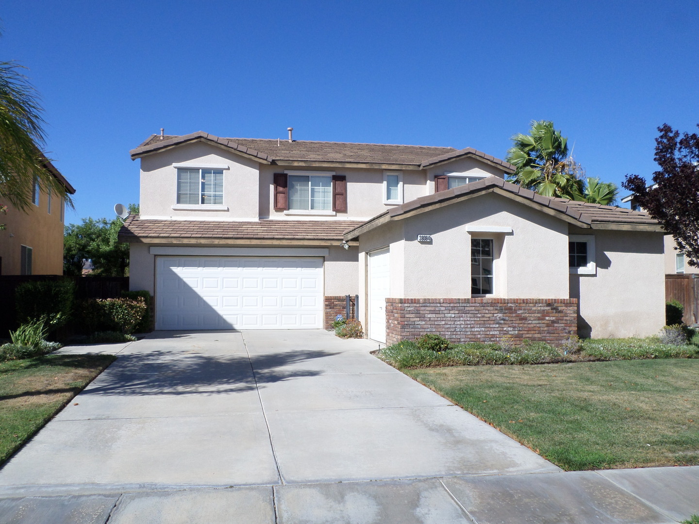 Murrieta House: 38084 Pine Creek Place