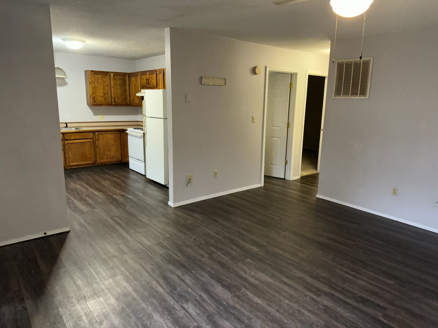 Rogersville Apartment: 222 Ashley