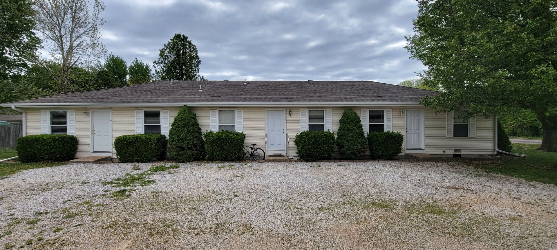 Rogersville Apartment: 220 Ashley