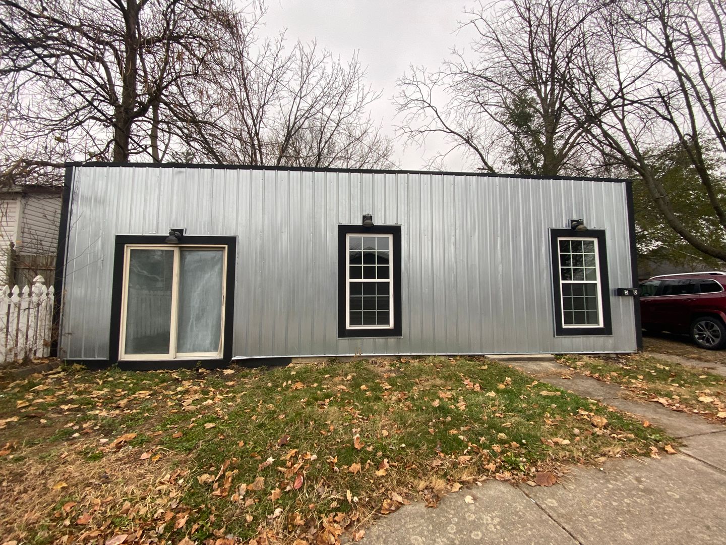 Greenwood House: 50 W. Wiley St.