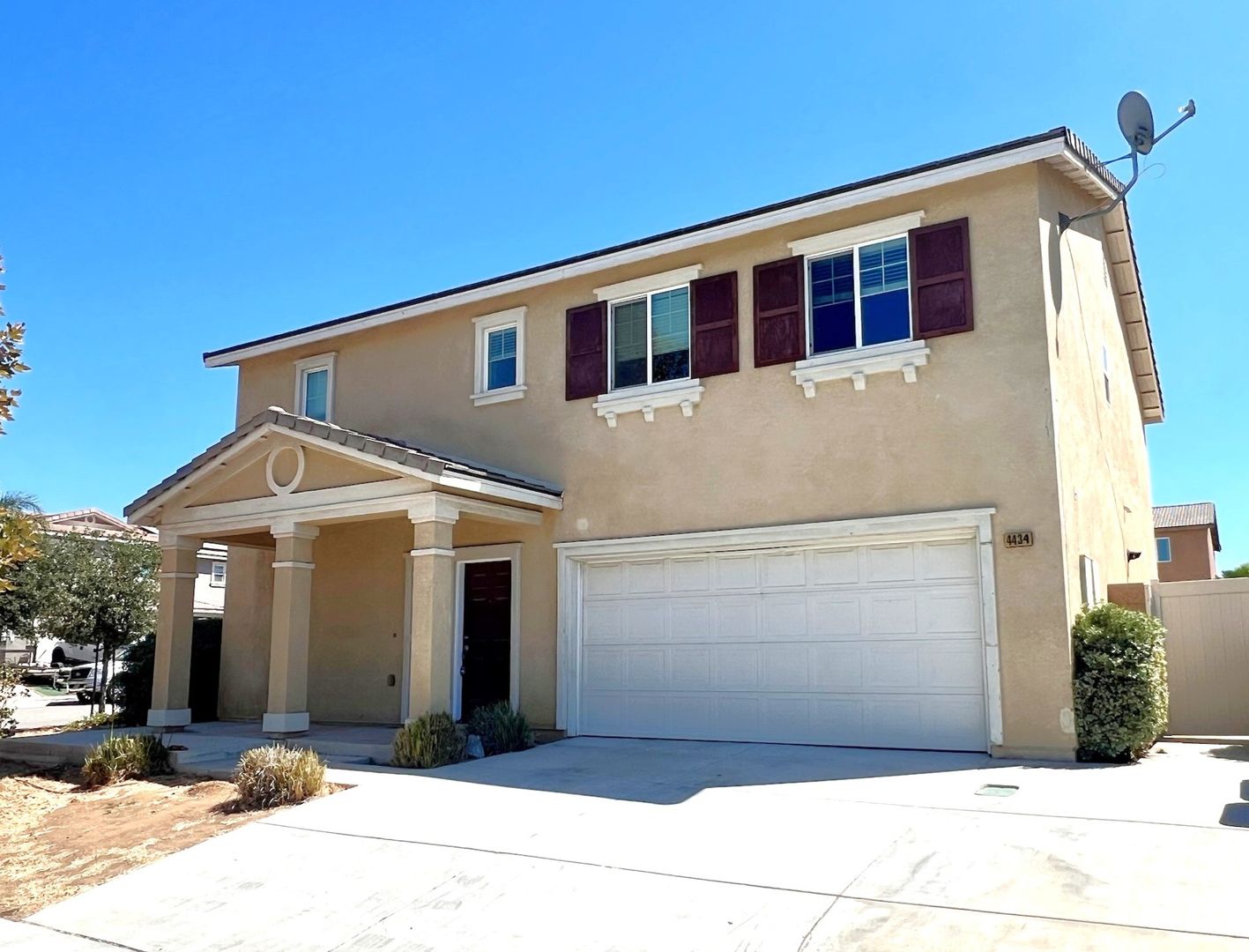 Jurupa Valley House: 4434 Jericho St