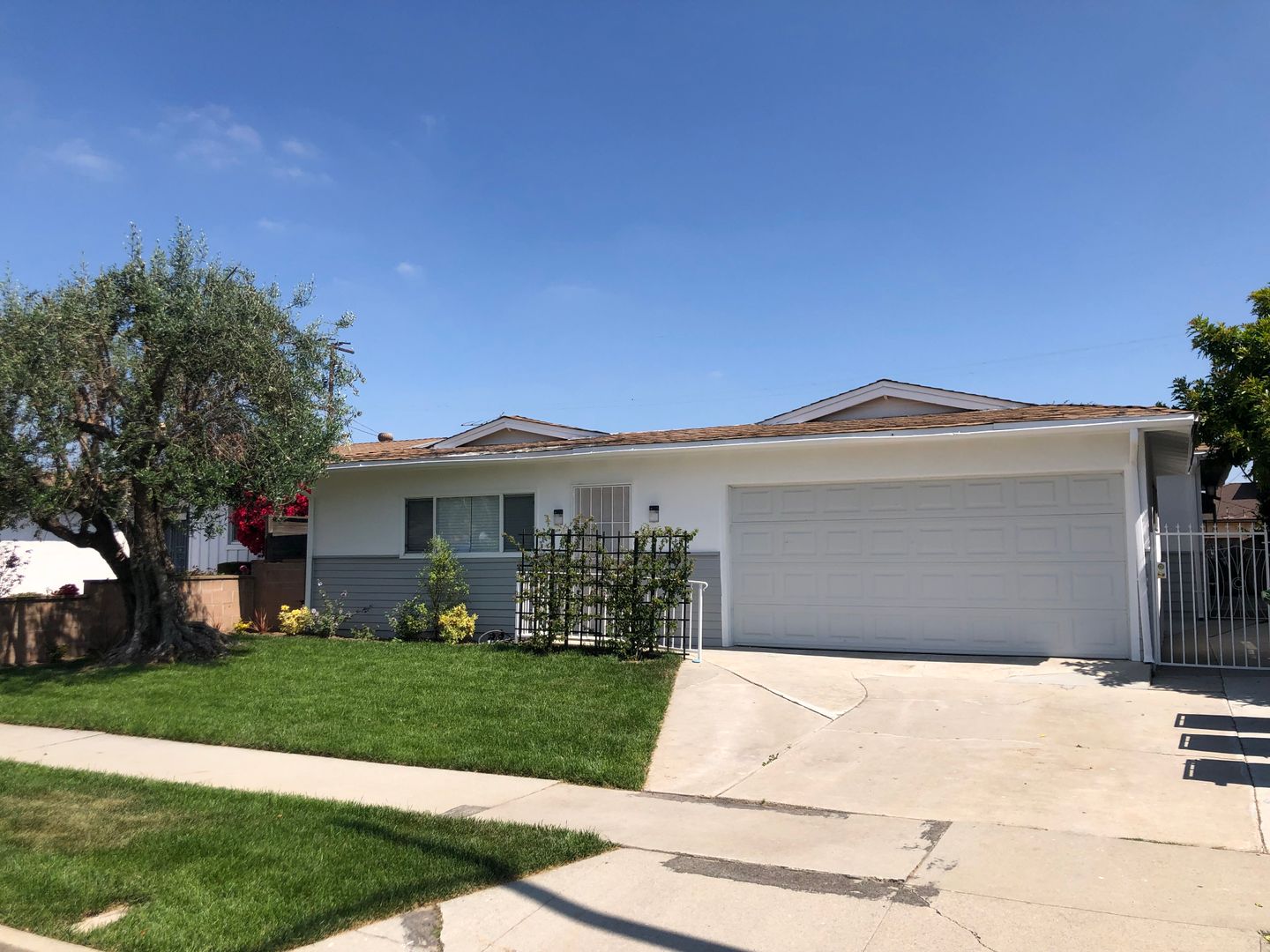 GARDENA Apartment: 3153 W 155TH ST