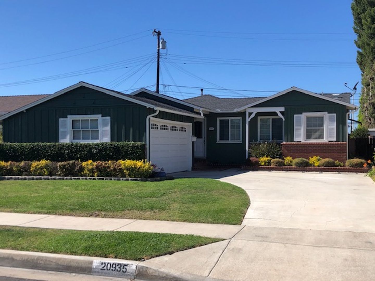 TORRANCE House: 20935 CONRADI AVE