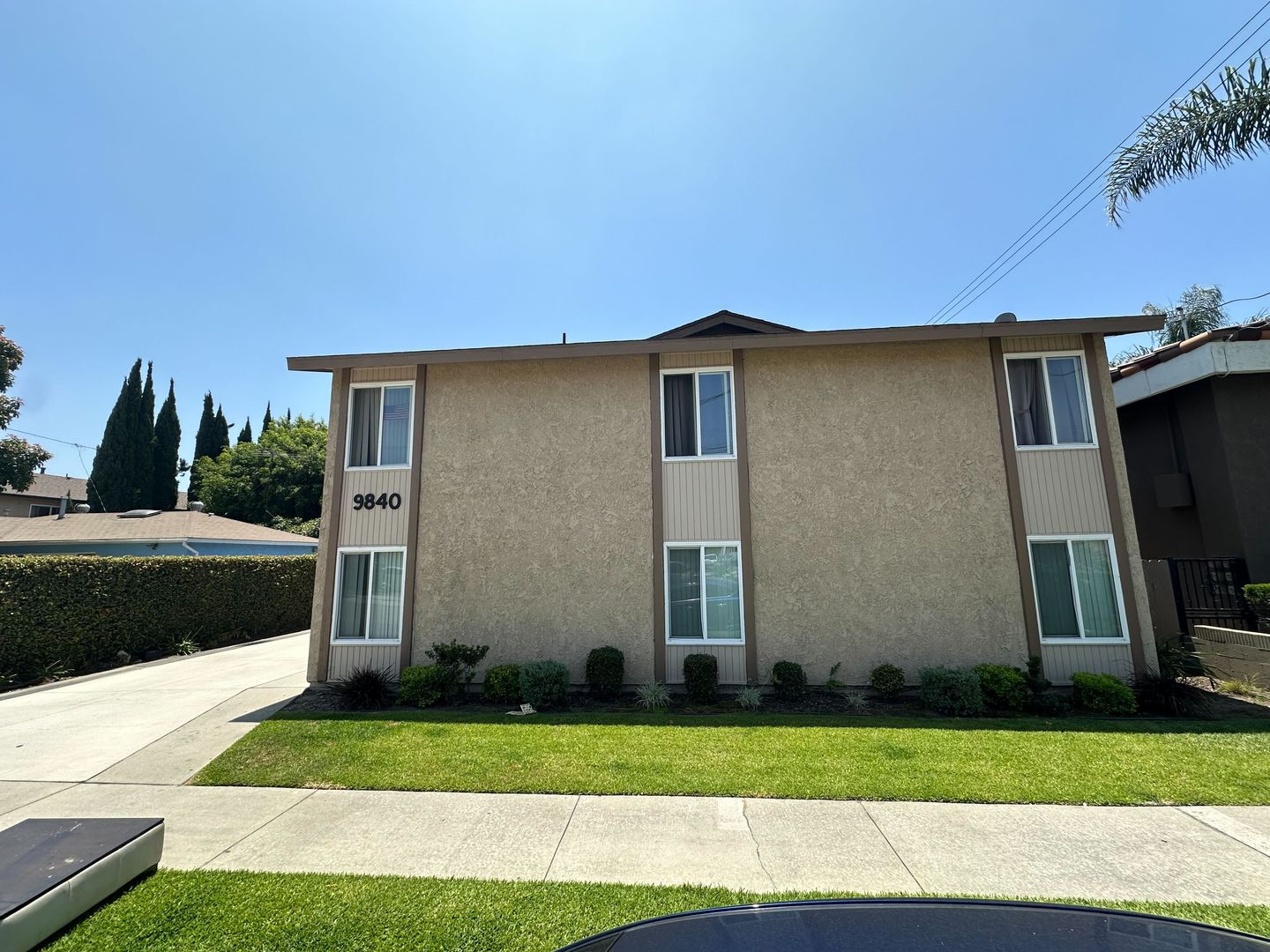 BELLFLOWER Apartment: 9840 CEDAR ST