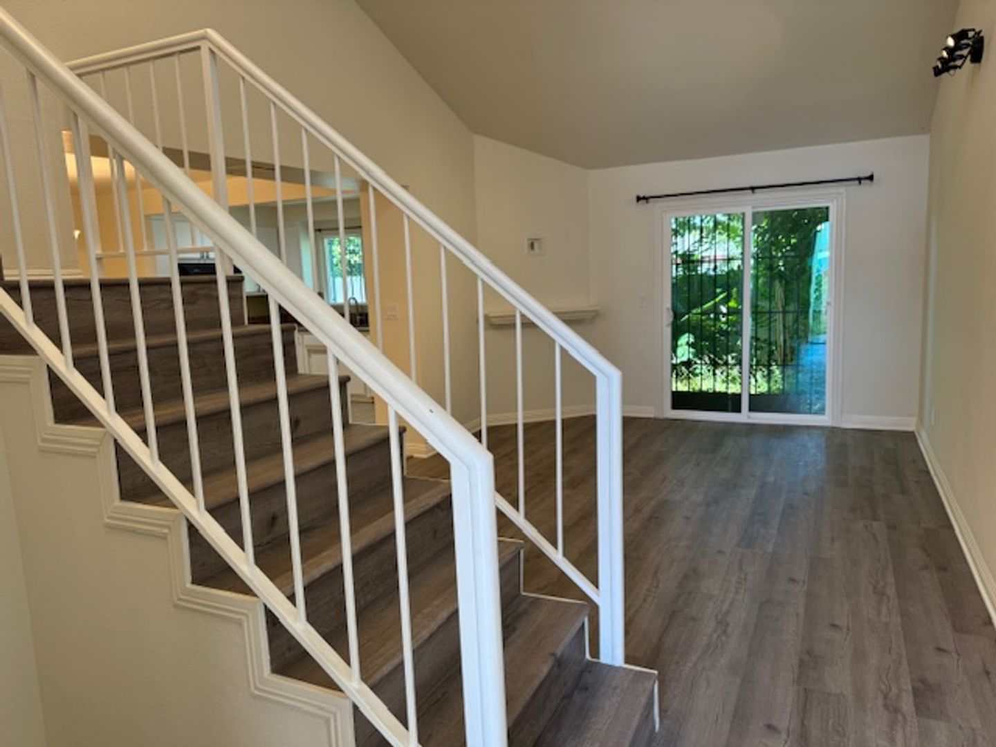 EL MONTE Townhome: 11226 ELLIOTT AVE, UNIT E