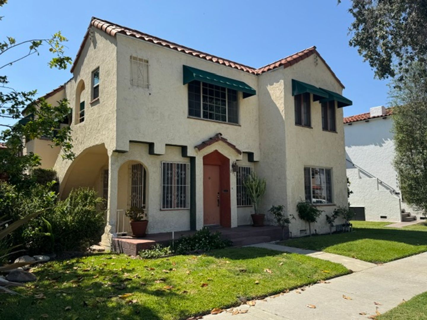 LONG BEACH Apartment: 2501 EUCALYPTUS AVE