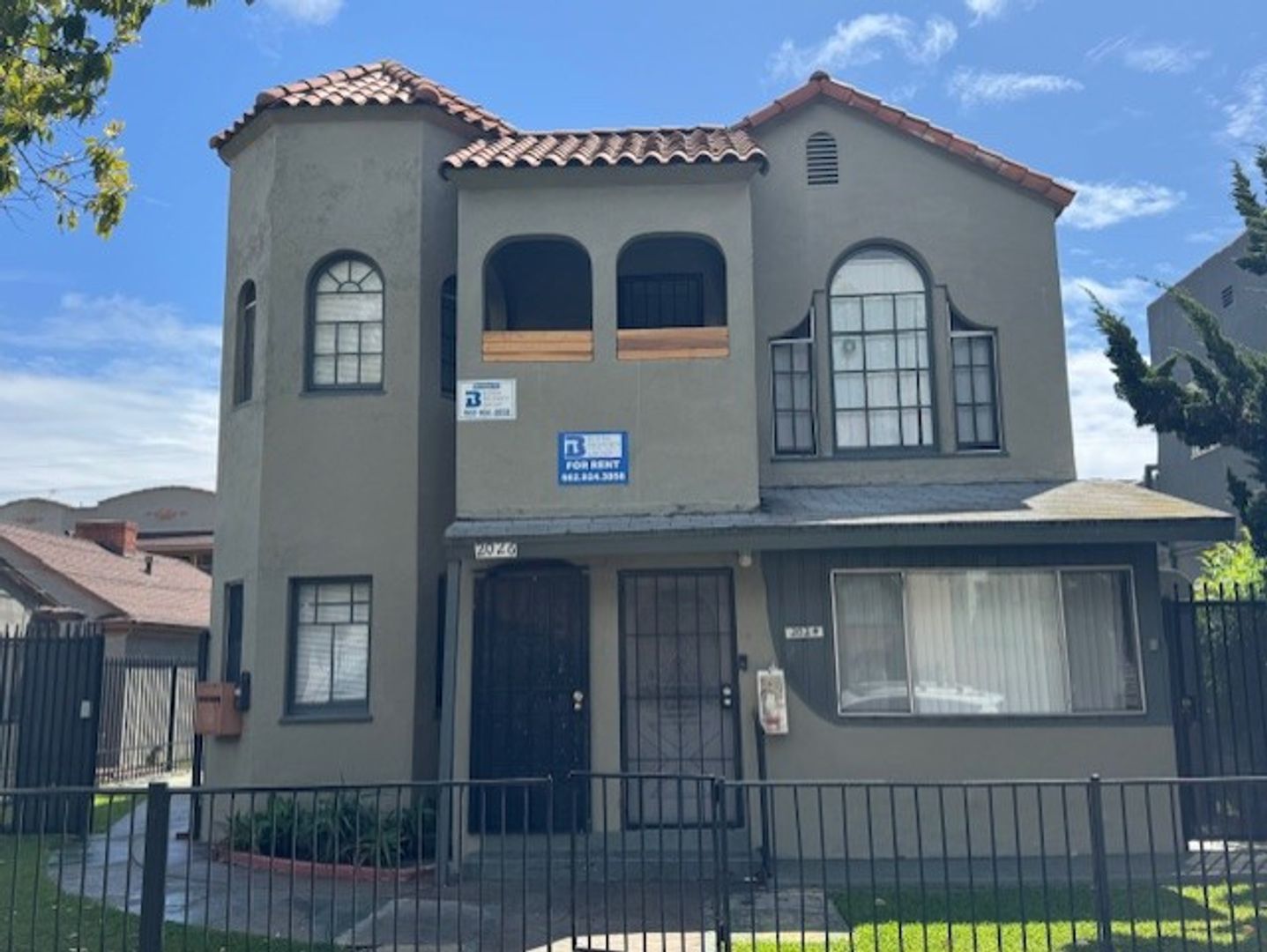 LONG BEACH Apartment: 2024 CHESTNUT AVE