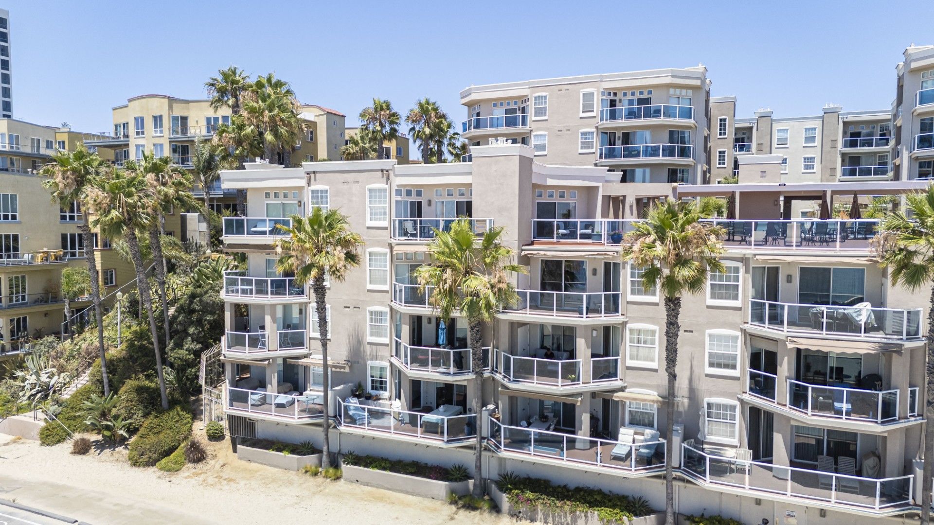 LONG BEACH House: 1500 E OCEAN BLVD UNIT 202