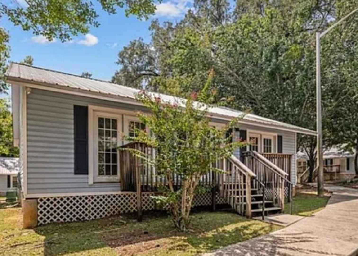 Tallahassee Apartment: 2205 Magnoli Circle