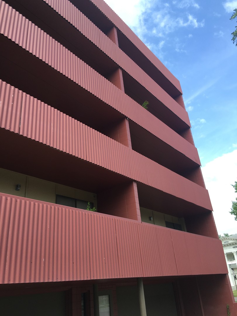 Lincoln Apartment: 1660 G Street