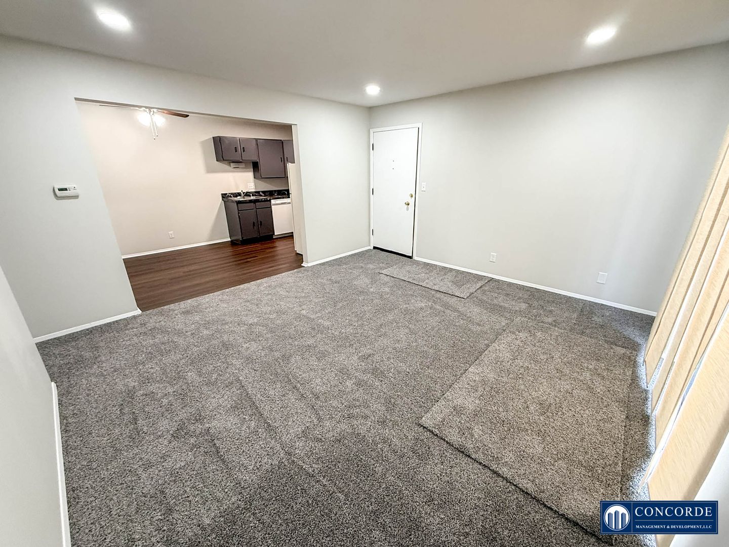 Lincoln Apartment: 300 S 26th Street