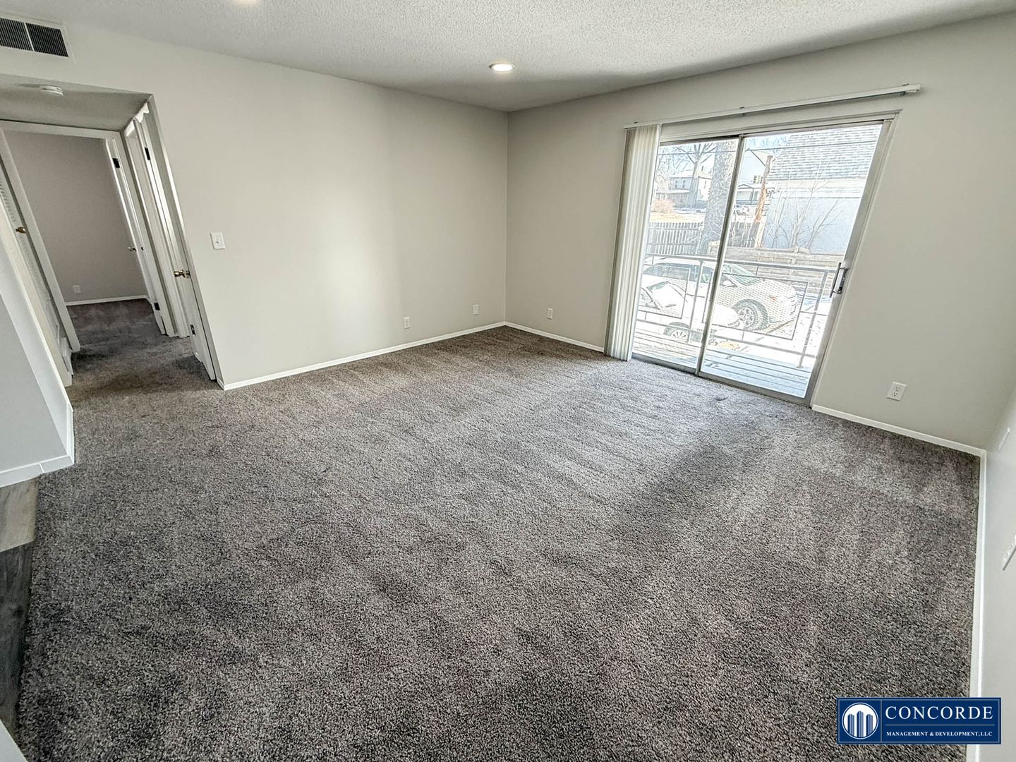 Lincoln Apartment: 300 S 26th Street