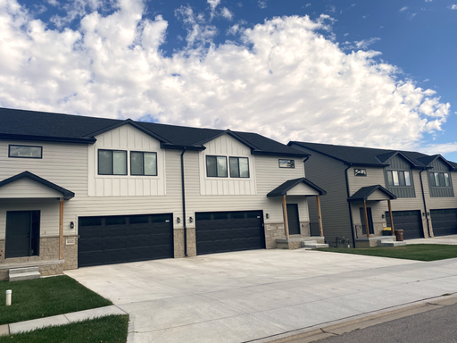 Elegant & Modern 4 Bedroom - $300 Off Move In Special! – photo 1
