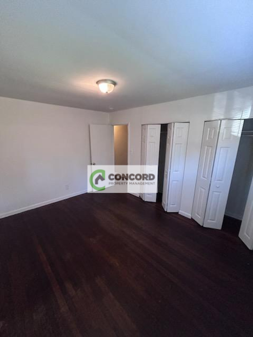 4204 Kildare Dr, Greensboro, NC 27405