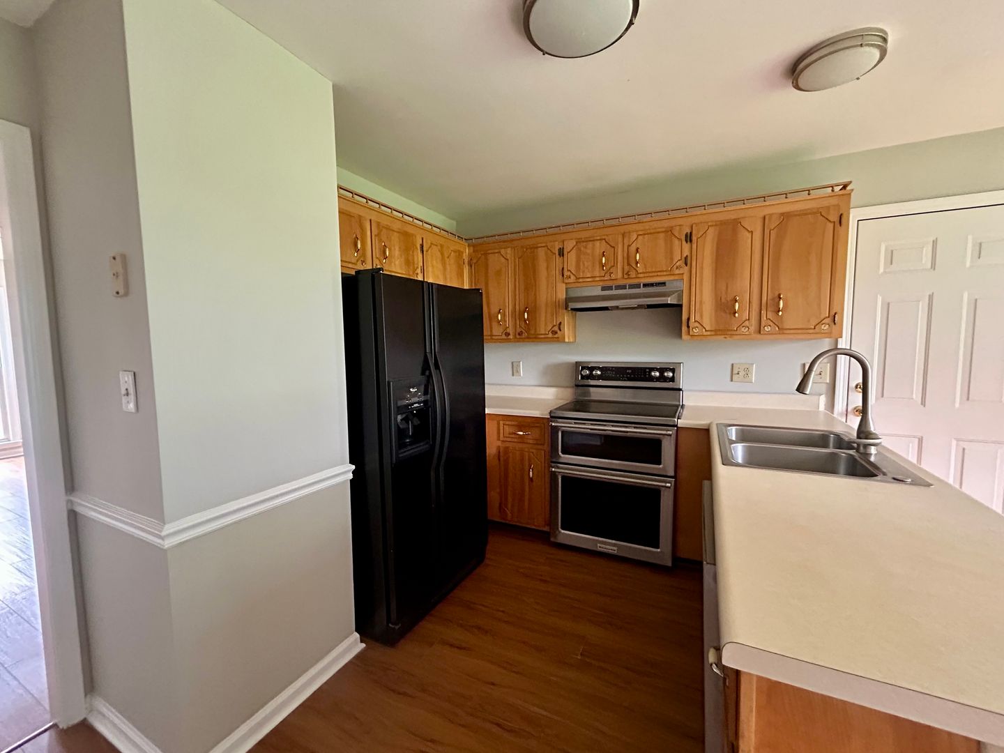 1225 Cobblestone Lane 10 of 12