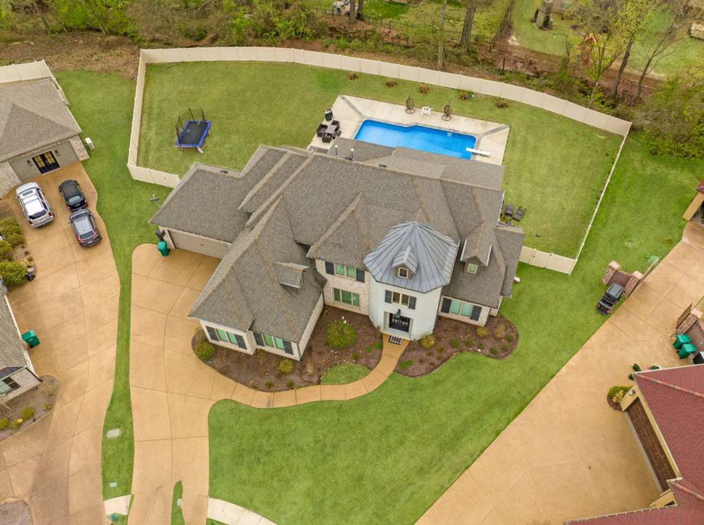 Jackson House: 30 Winslow Cv