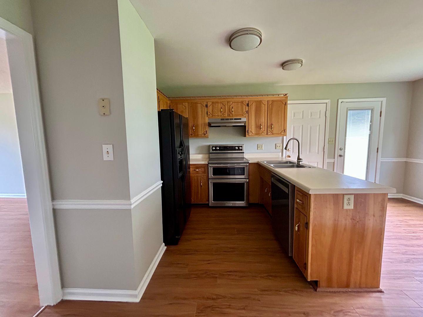1225 Cobblestone Lane 9 of 12