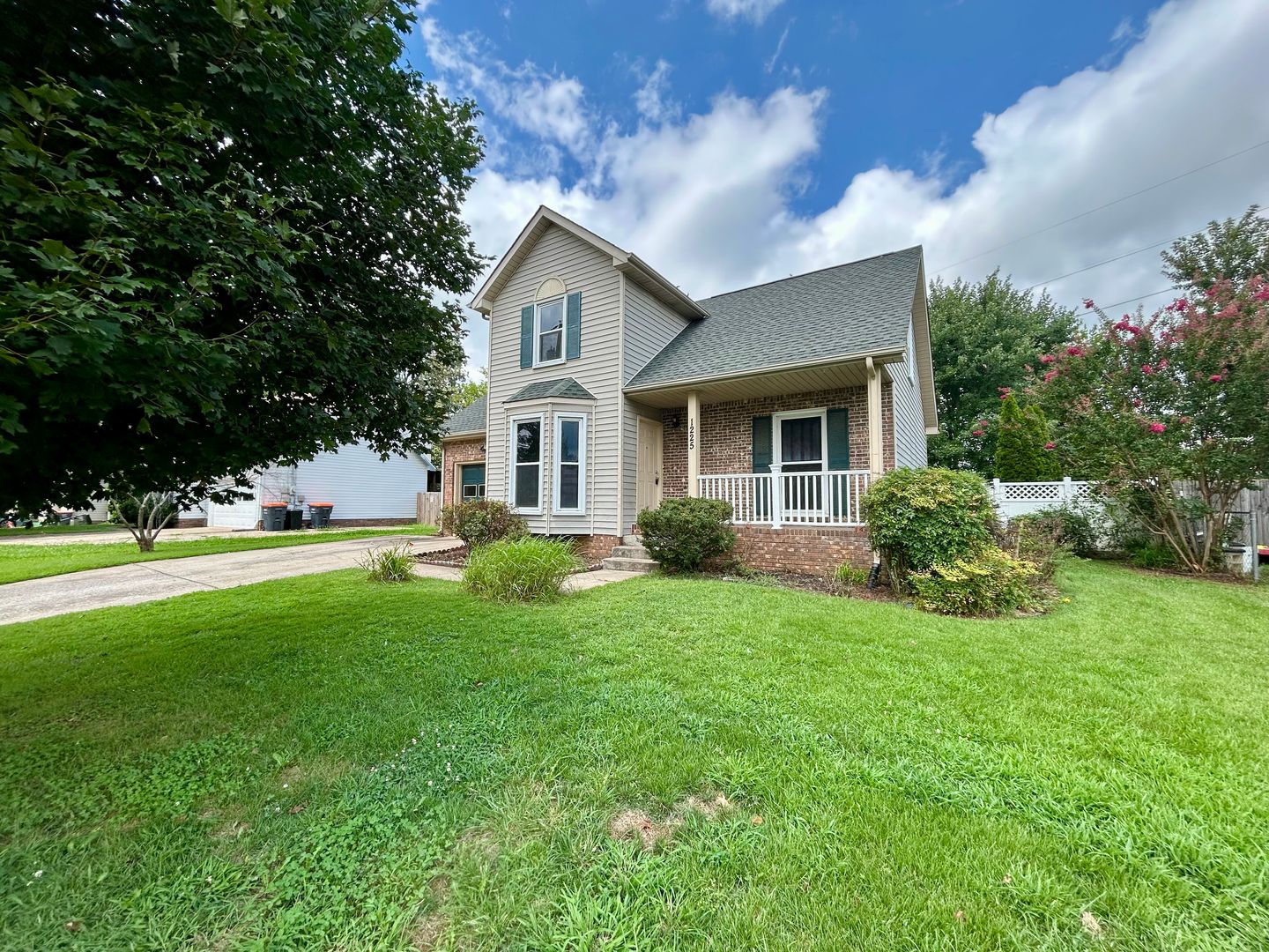 1225 Cobblestone Lane 3 of 12