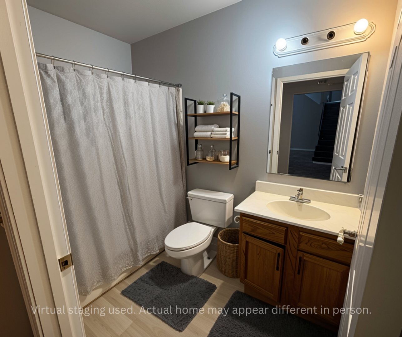 615 5th Ave E Apt B 11 of 12