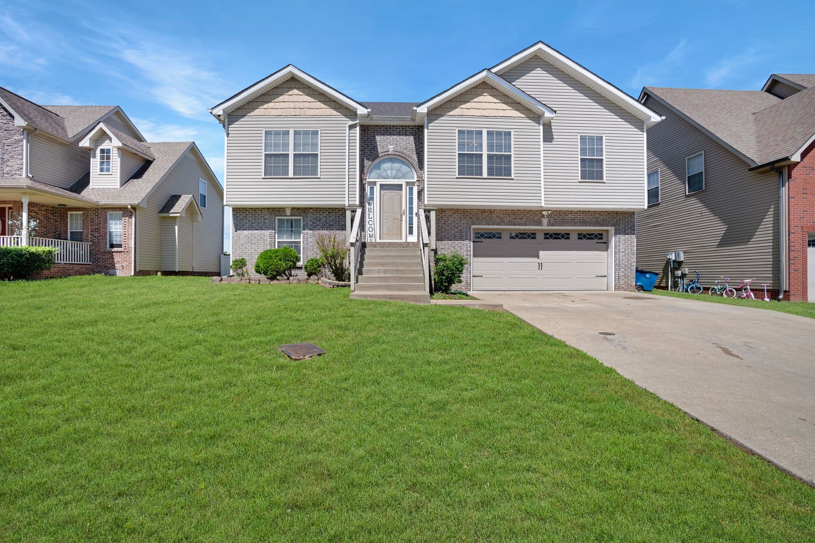 Clarksville House: 1213 Chinook Cir