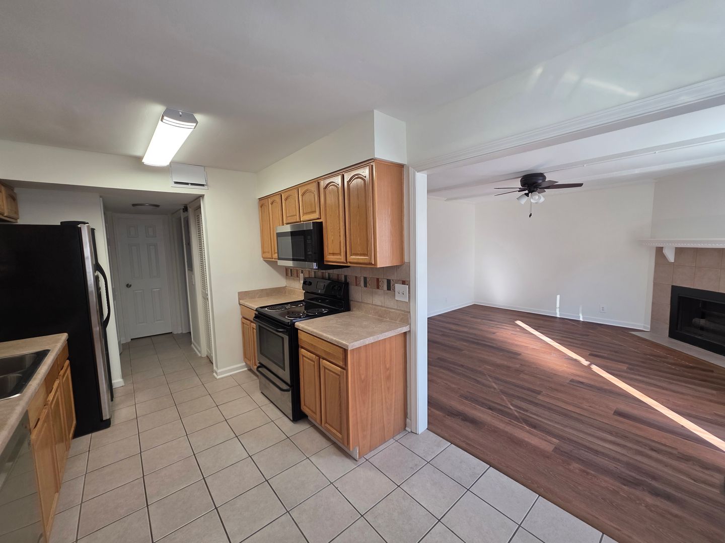 4 Bedroom Townhome in River Plantation | Pool, Tennis, Water Included 4 of 12