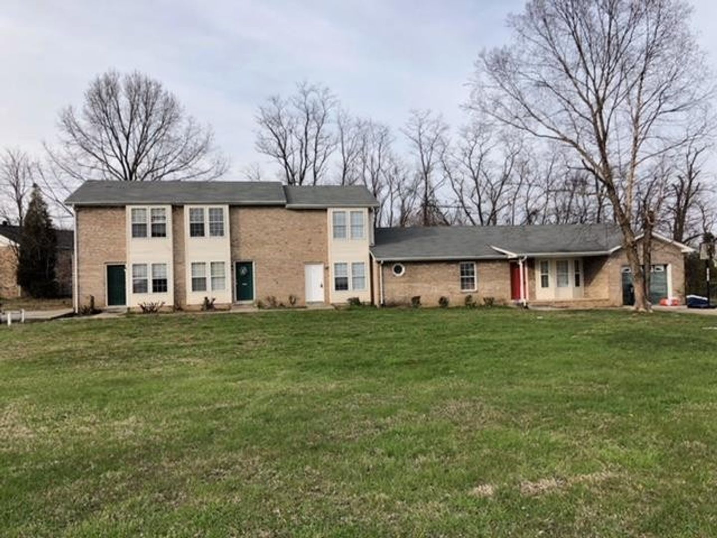 Clarksville Apartment: 698 Needmore Rd