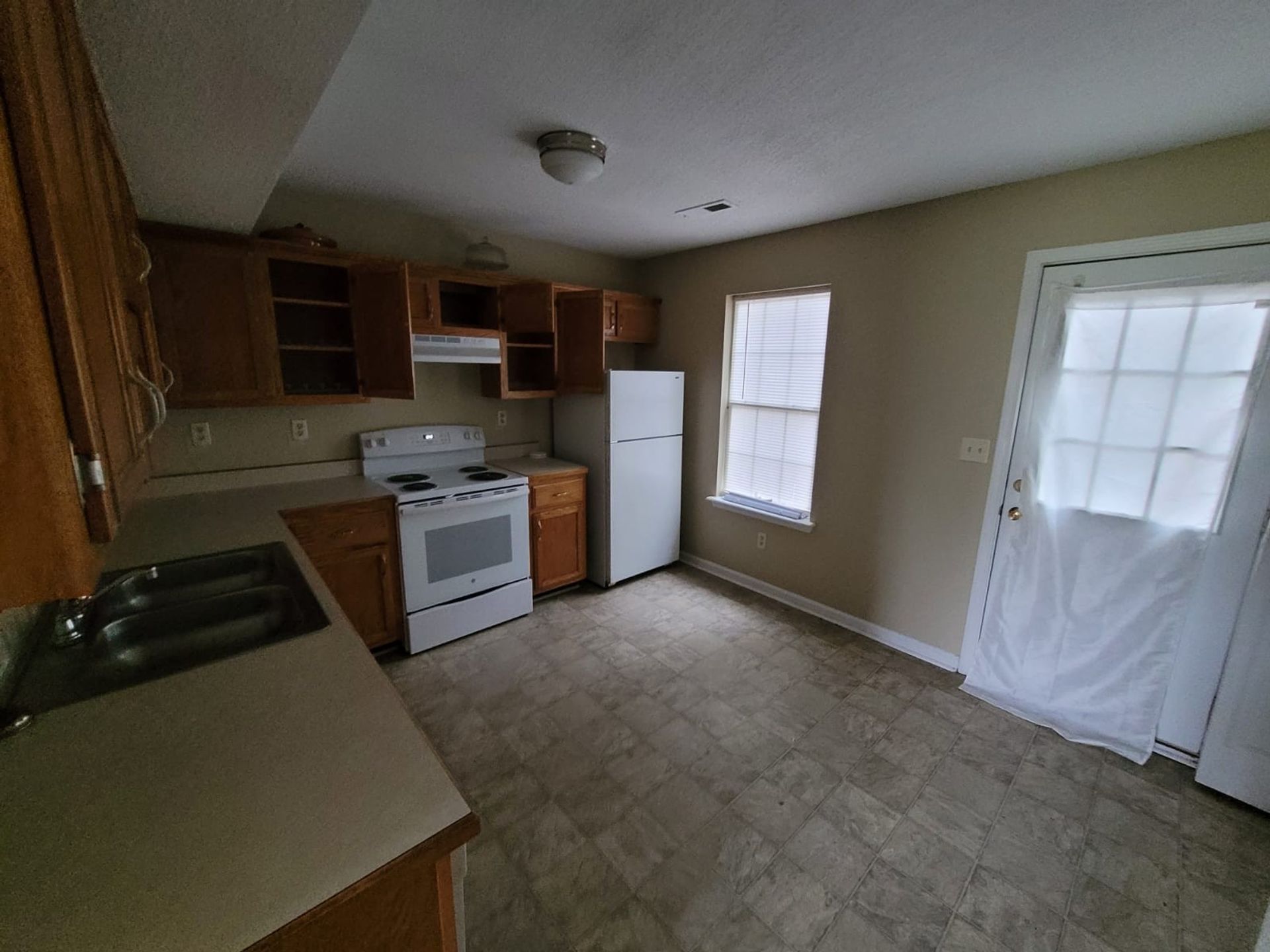 698 Needmore Rd 5 of 8