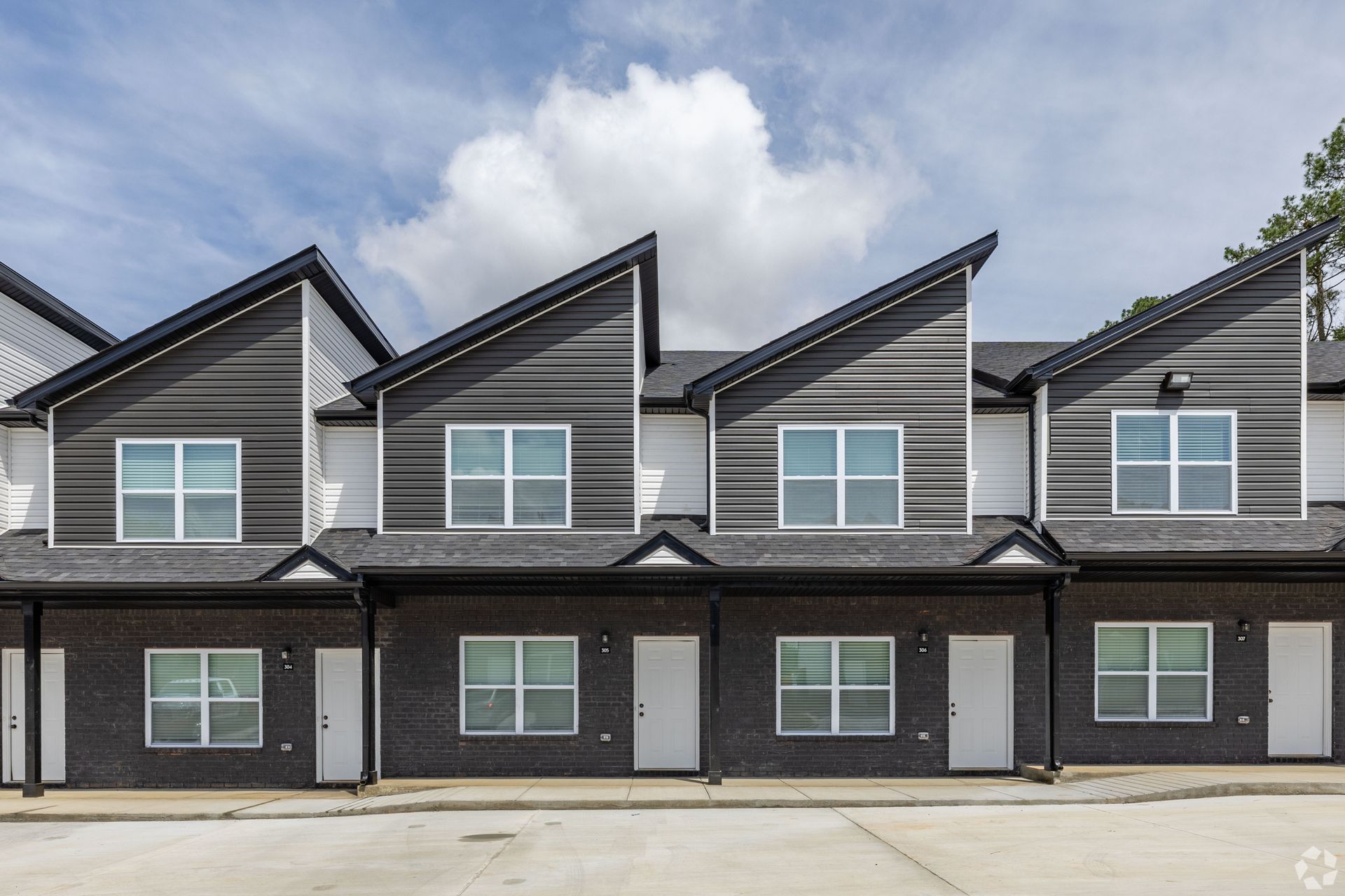 Clarksville Condo: 2815 Trenton Rd