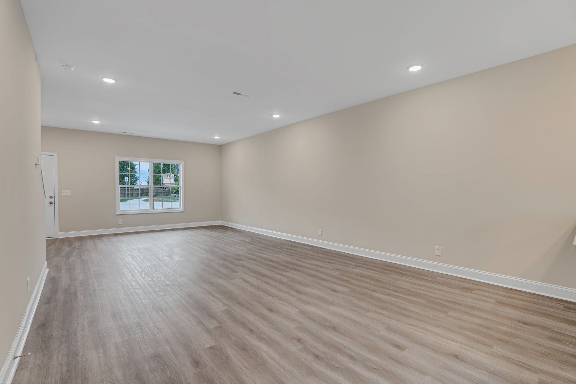 Excell Pointe 2 Bedroom Townhomes 7 of 12