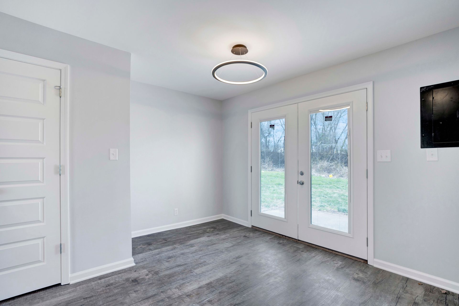 1108 Pembroke Oak Grove Rd 9 of 12