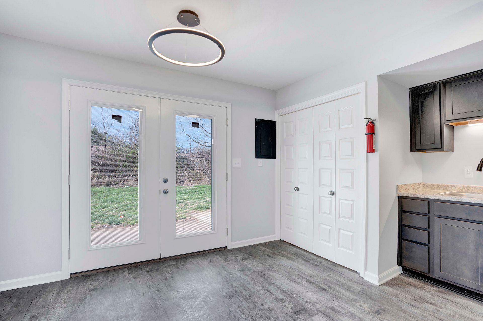 1108 Pembroke Oak Grove Rd 10 of 12