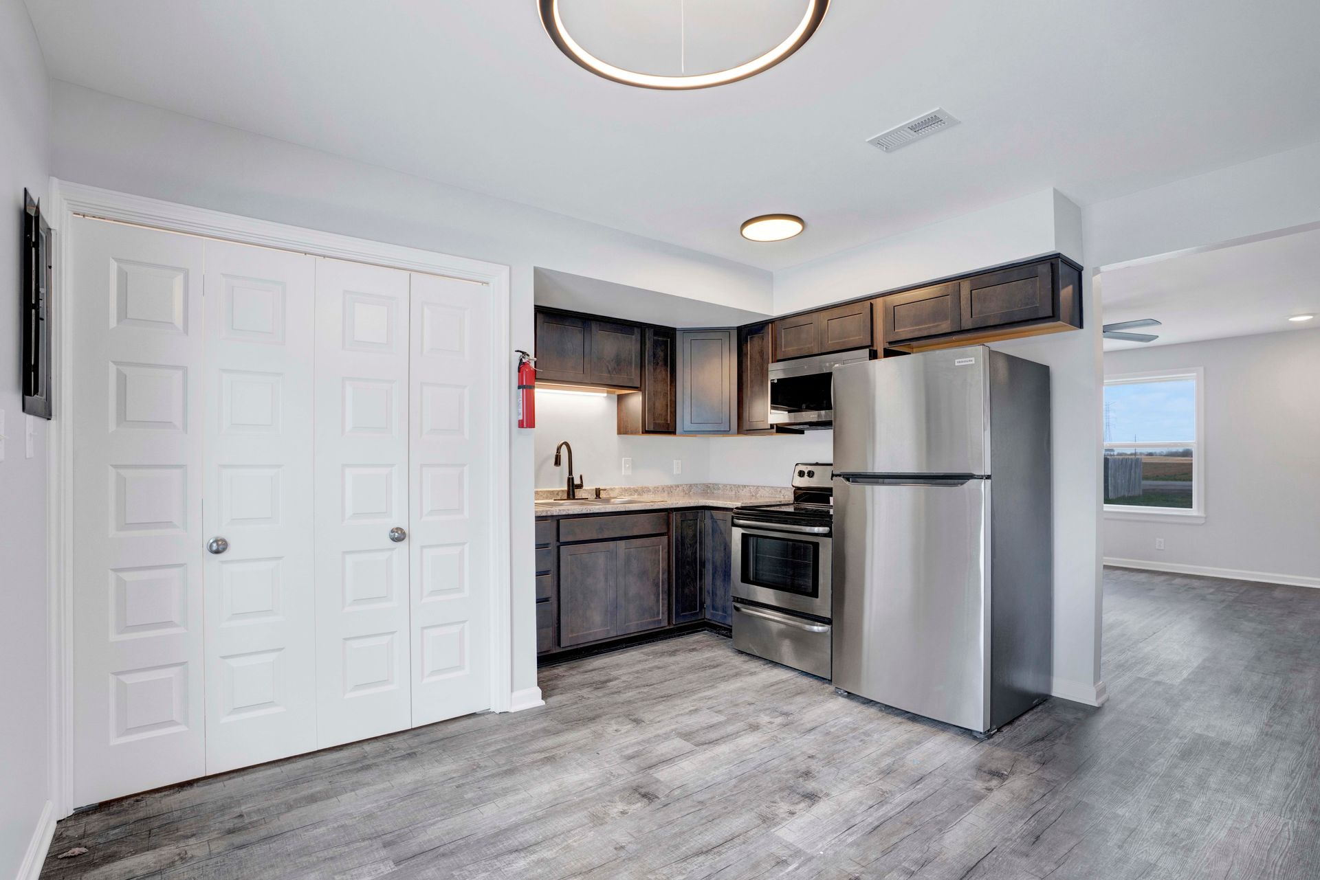 1108 Pembroke Oak Grove Rd 7 of 12
