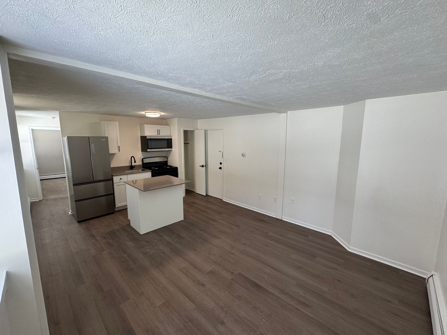 Epping Apartment: 113 Main Street