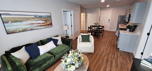 The Overlook Apartments - Somersworth, NH – photo 1