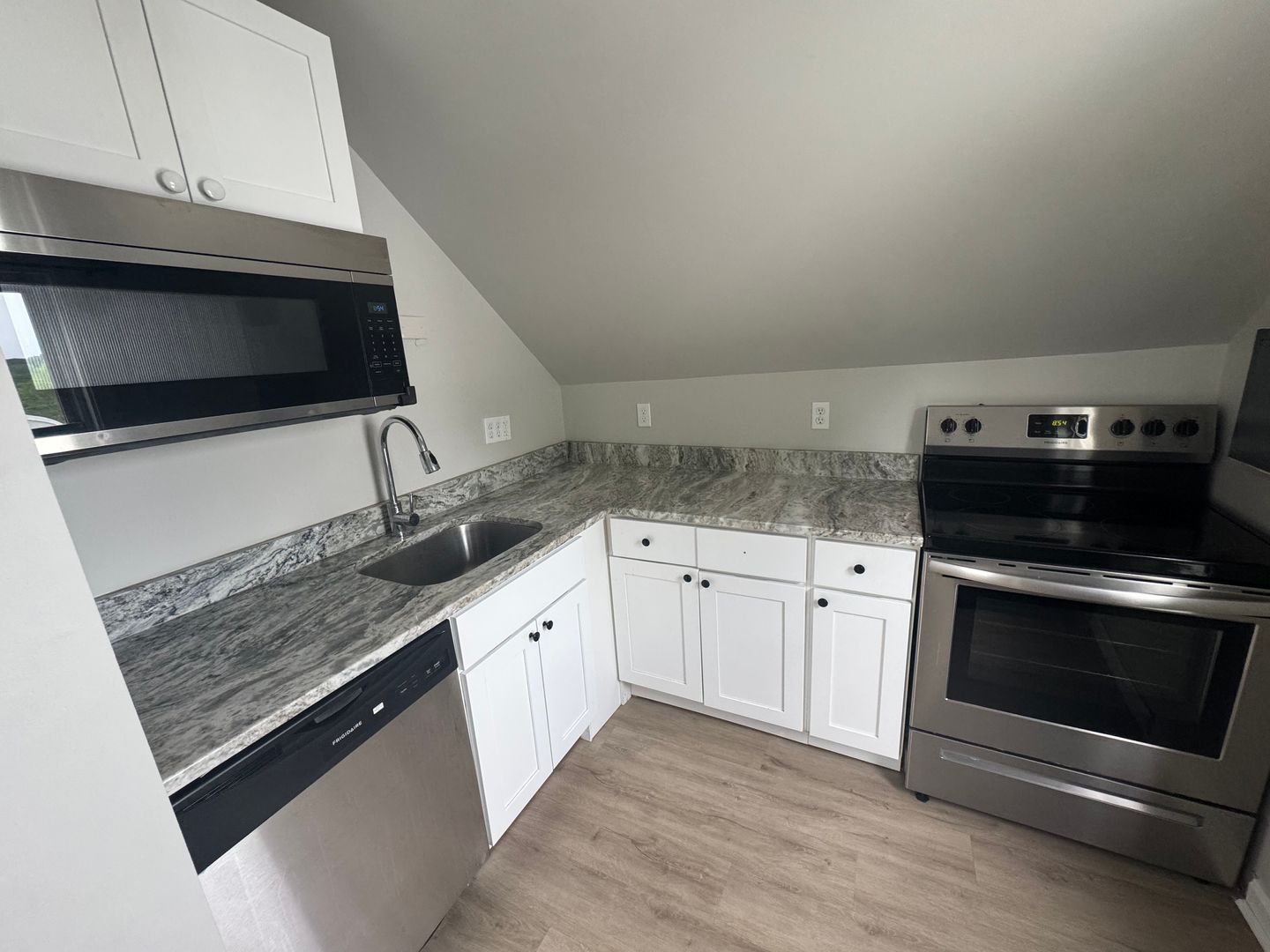 Dover Apartment: 45 Fifth Street