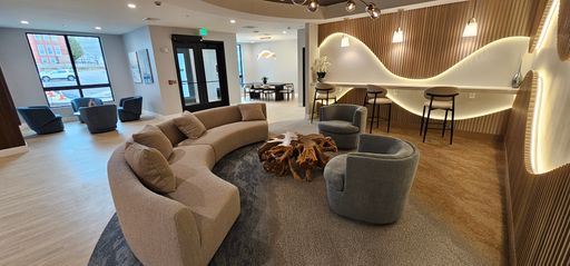 Cozy 2 bedroom Downtown