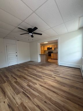 Renovated 1-Bedroom in Downtown Rollinsford | 70 Front St #1