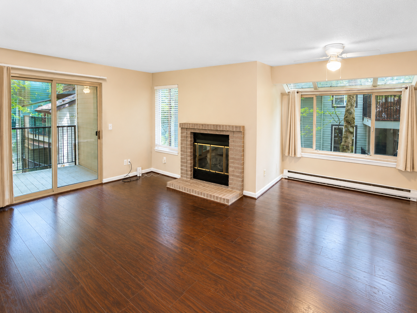 Redmond Condo: 14638 NE 80th Pl