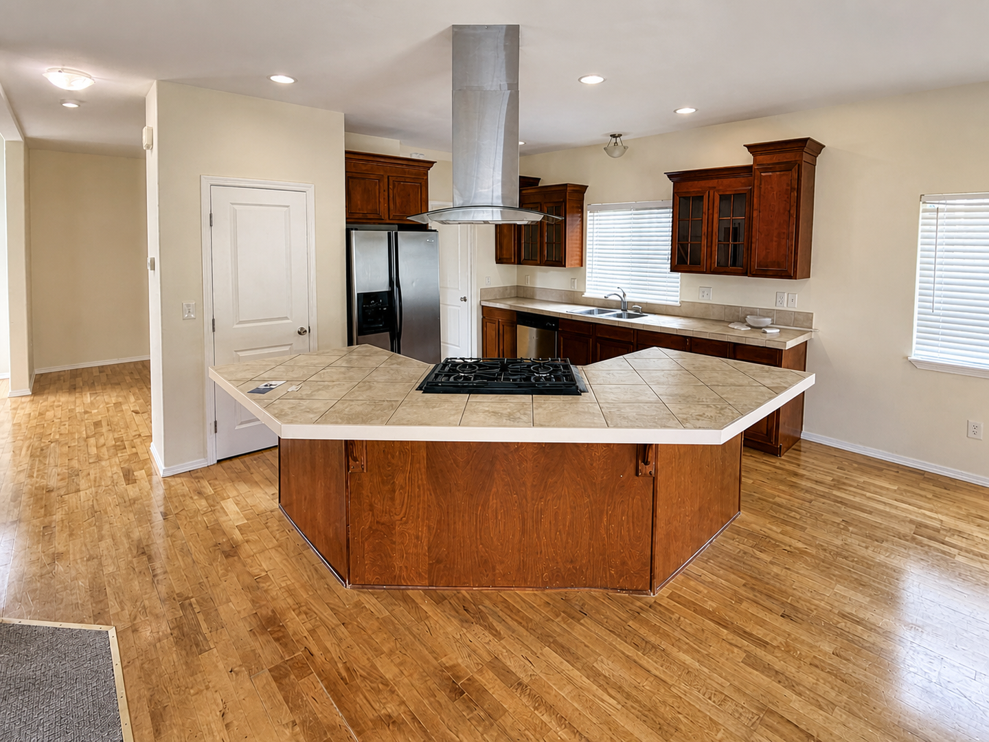 Spanaway House: 421 161st St S