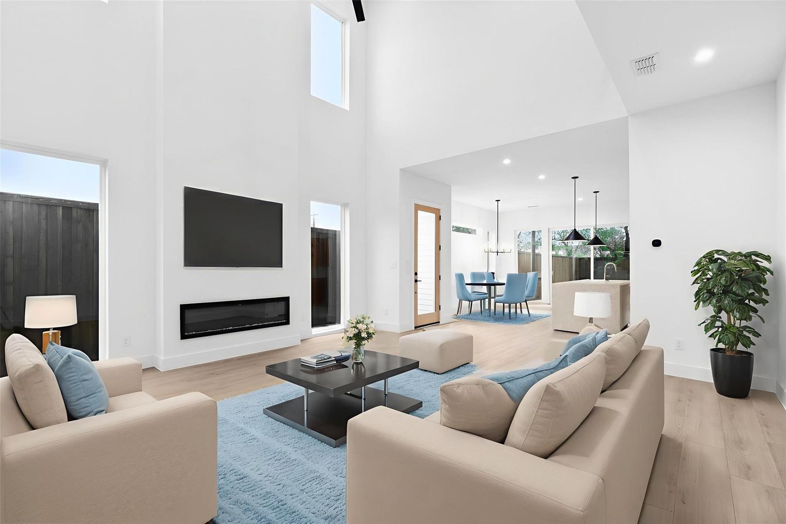 Dallas House: 2812 Guymon St.