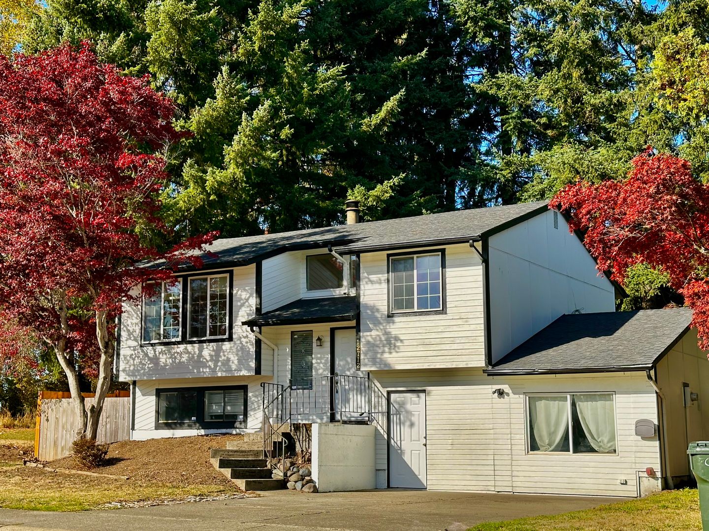 Kent House: 12712 se 276TH PL