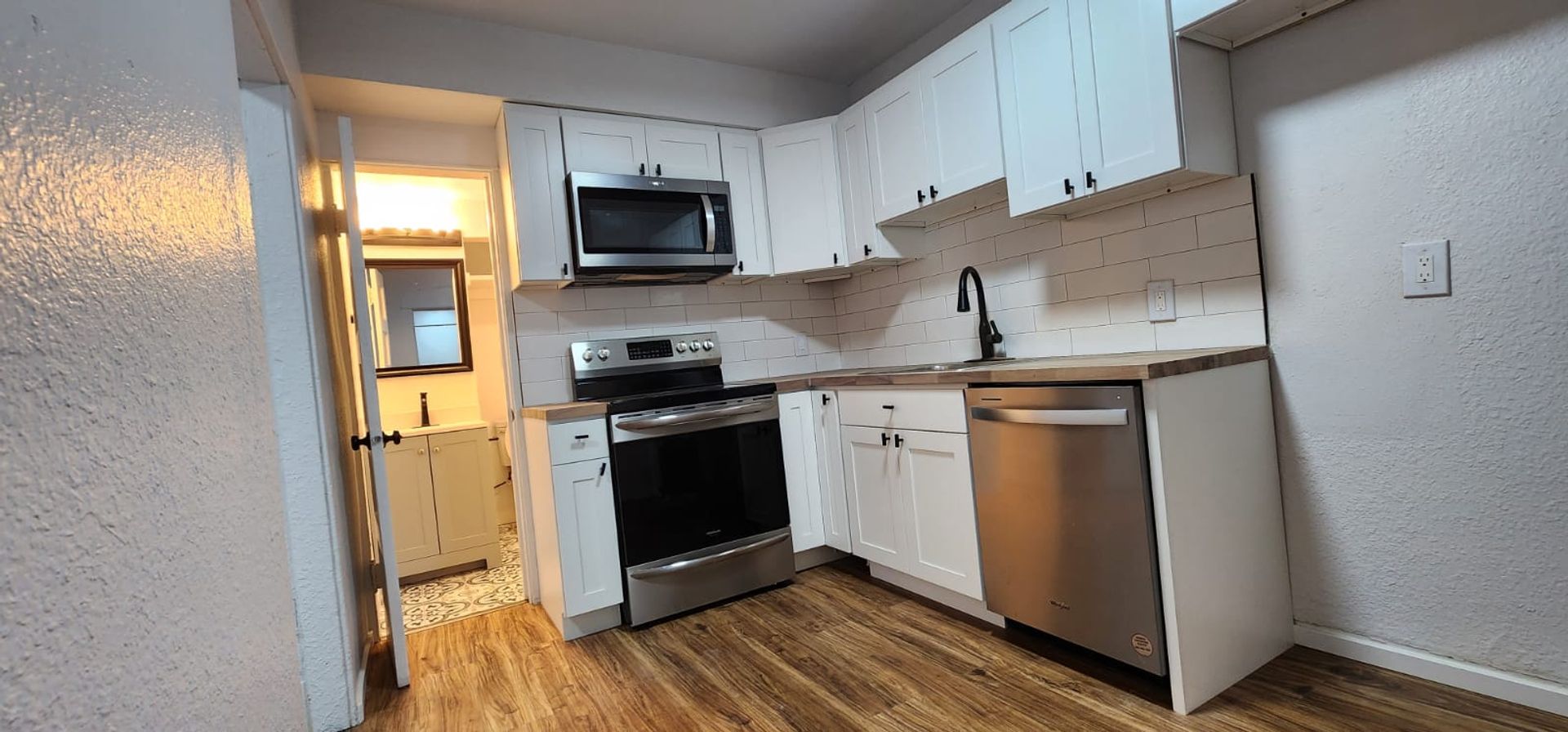 Tacoma Apartment: 1109 S 8th Street