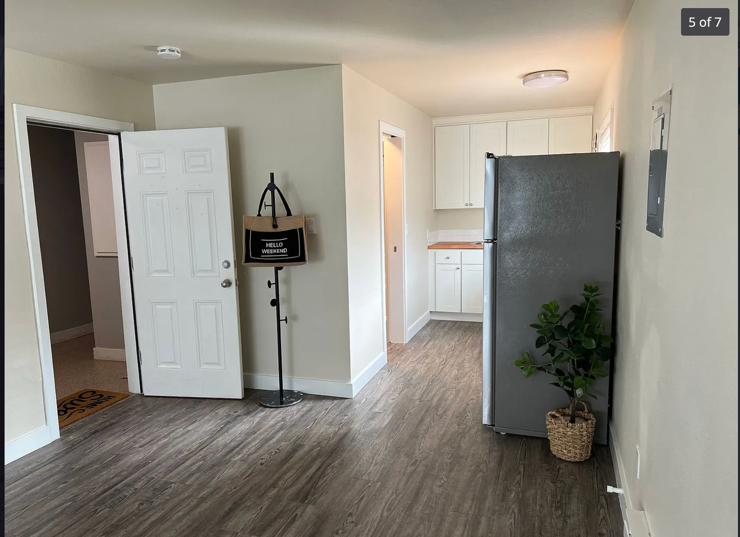 College Apartments 7 of 11