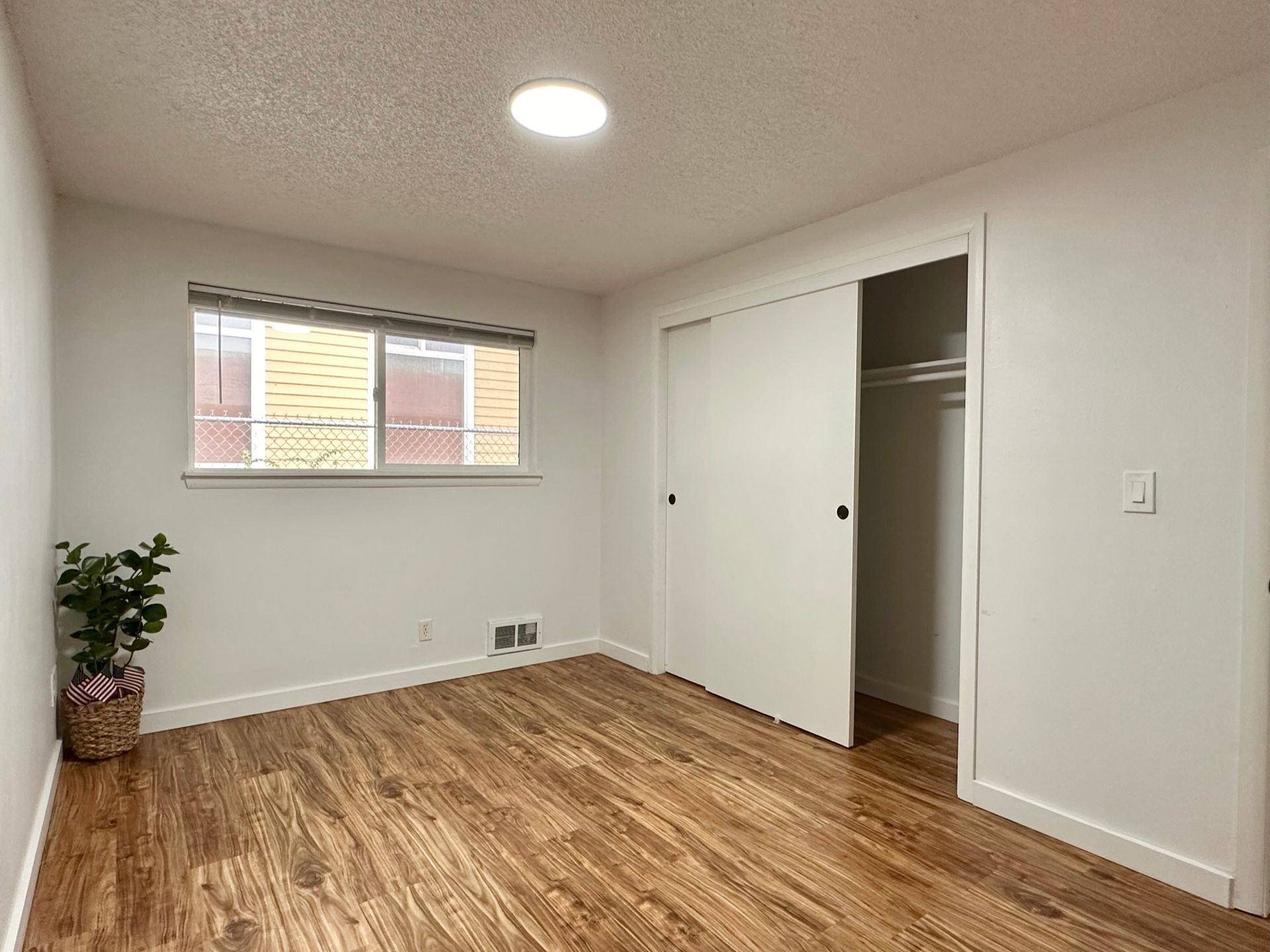 Parkview Apartments 8 of 12