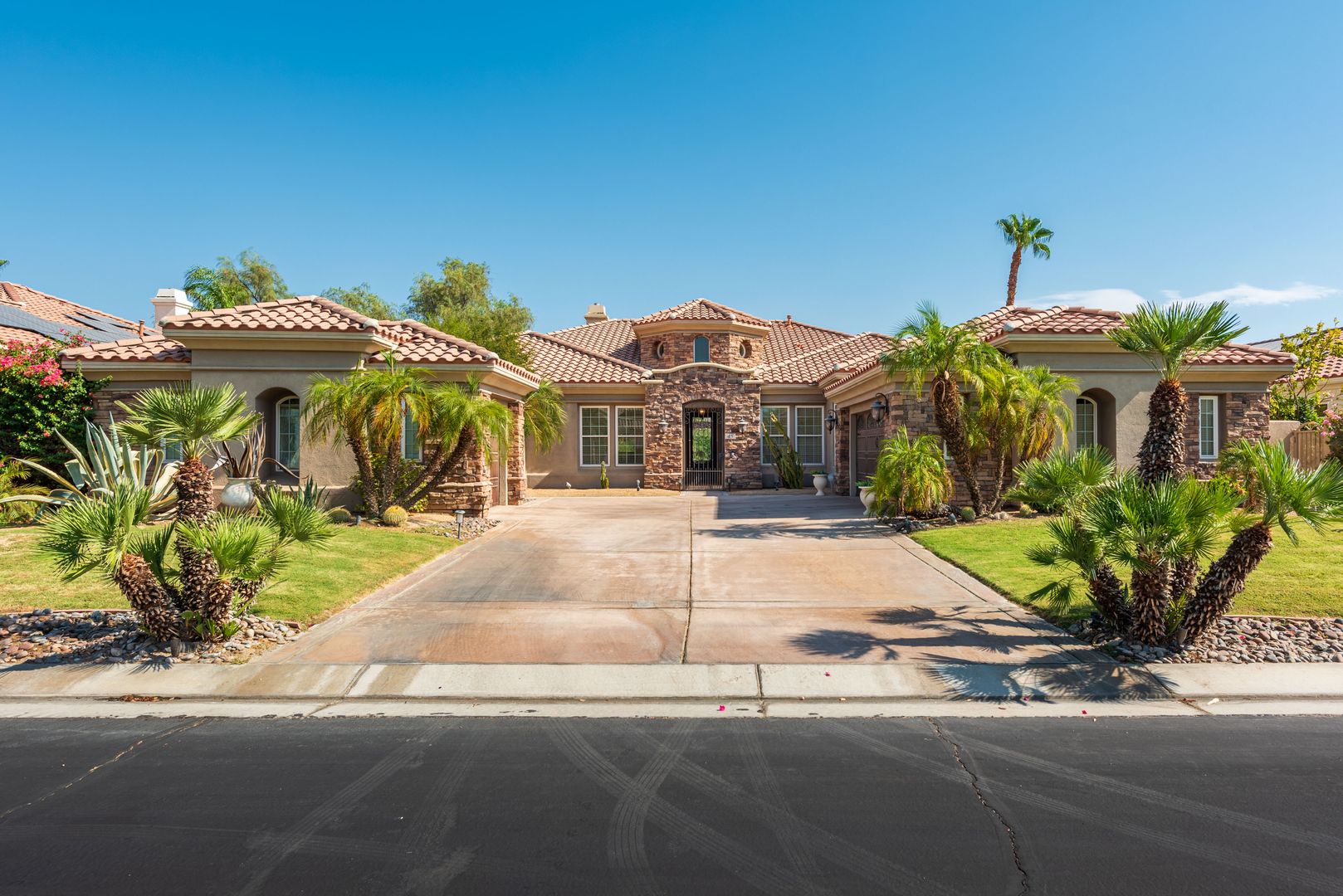 45 Vista Encantada LLC 2 of 12