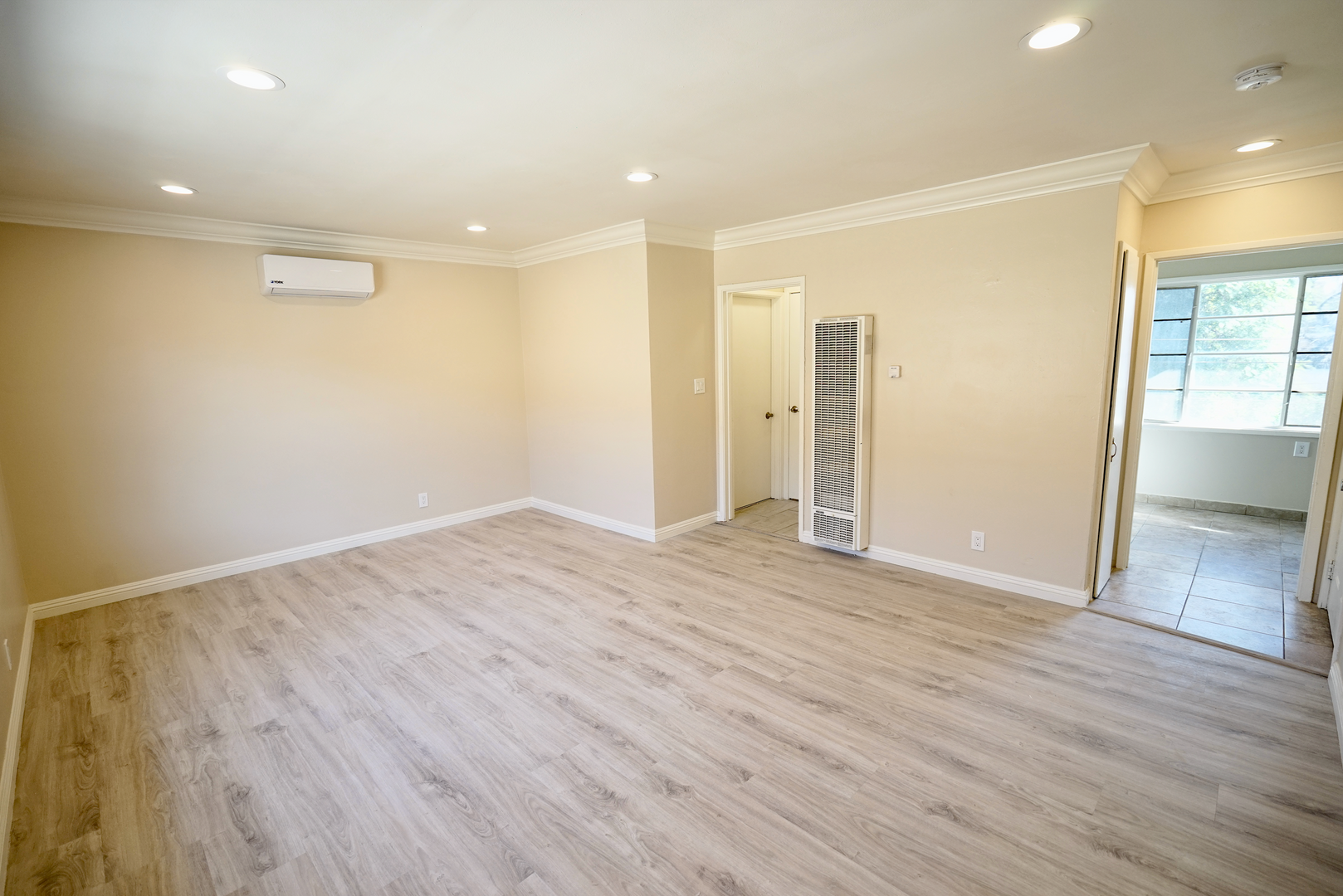 Riverside Apartment: 4412-4430 Mission Inn Ave